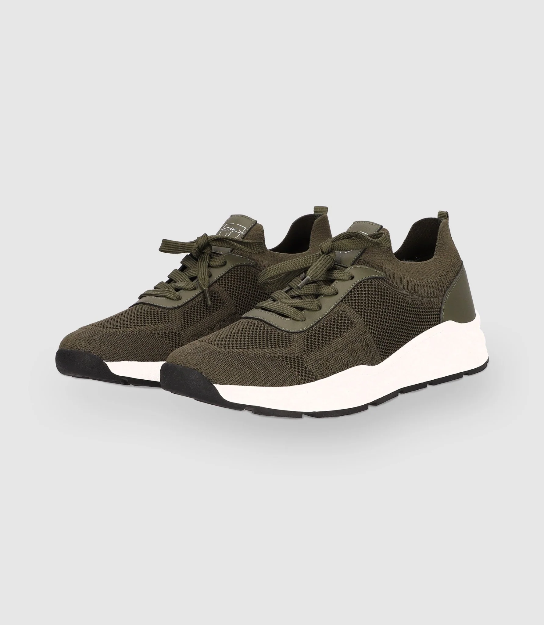 Chaussures sneakers en maille kaki - Image 3