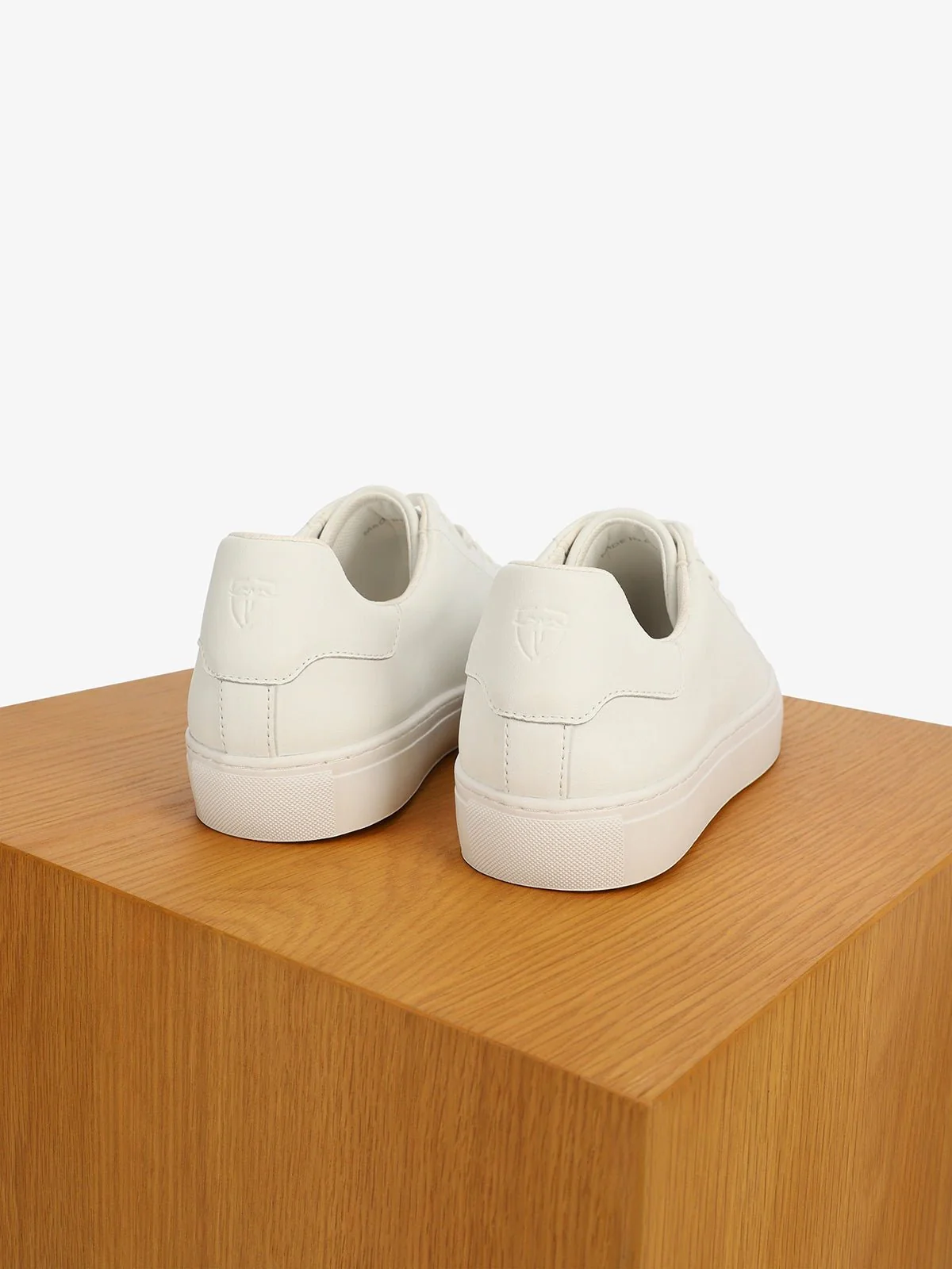 Baskets en cuir blanche - Image 3