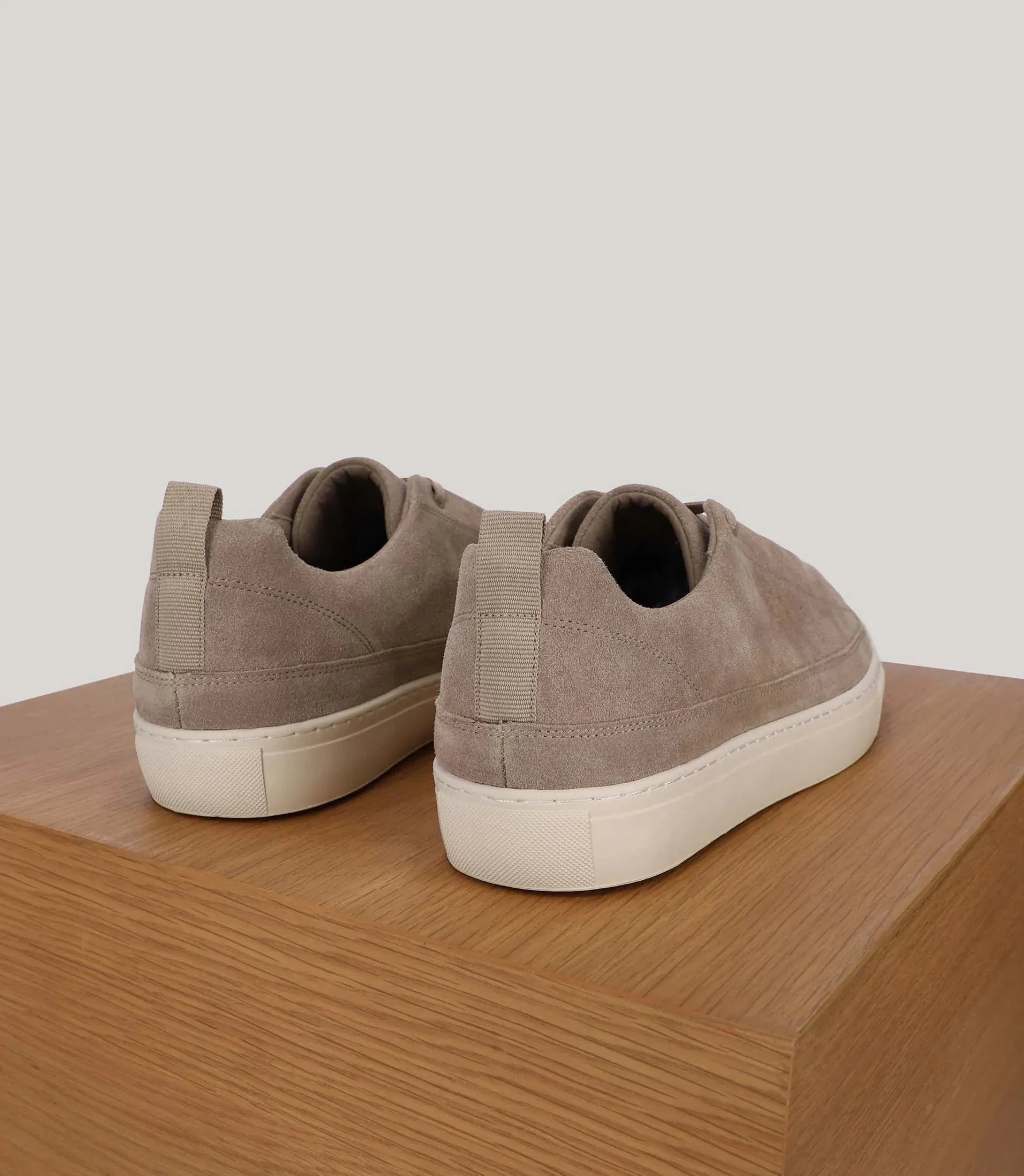 Basket en suède beige - Image 5