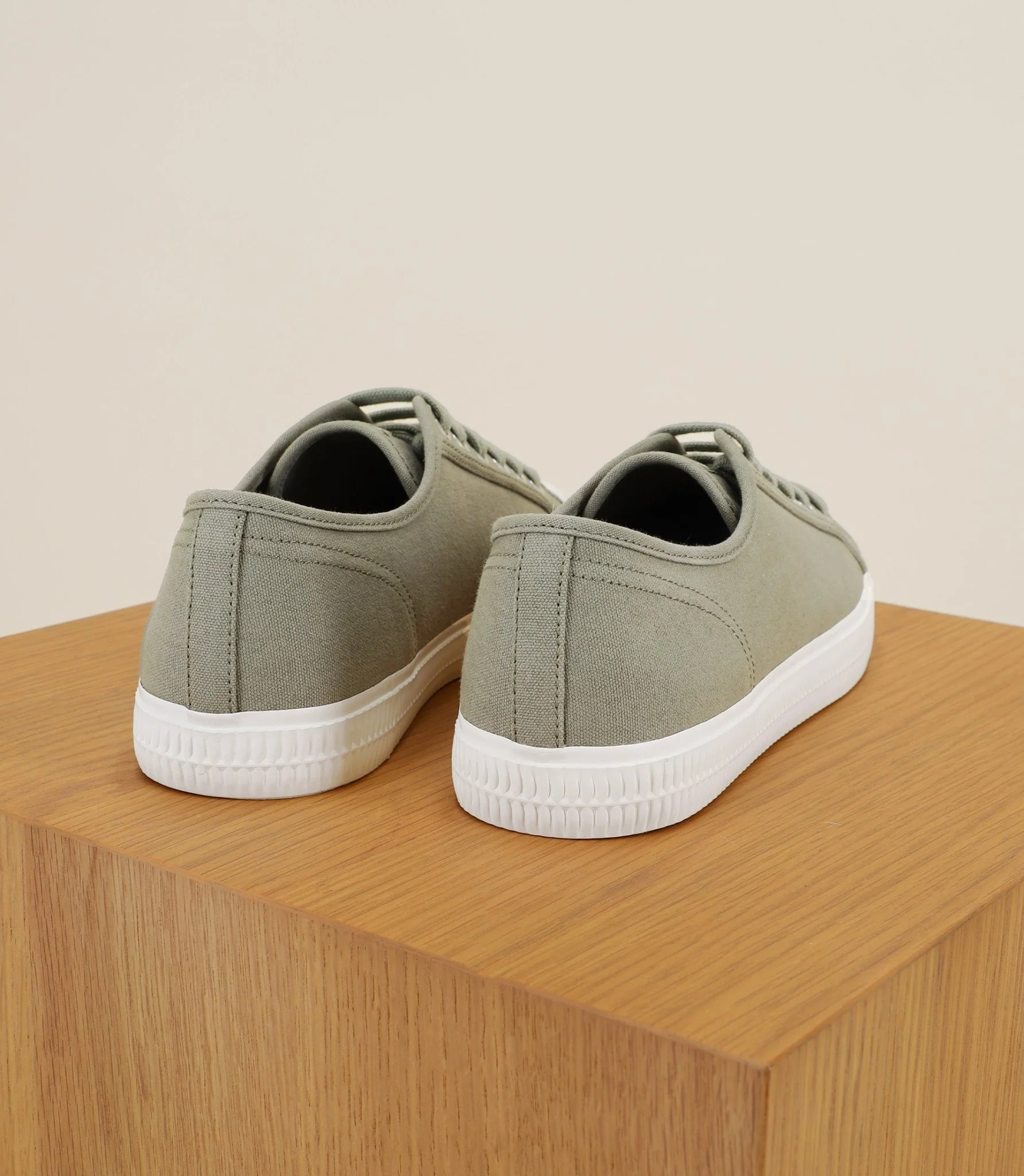 Chaussures baskets en toile kaki - Image 3