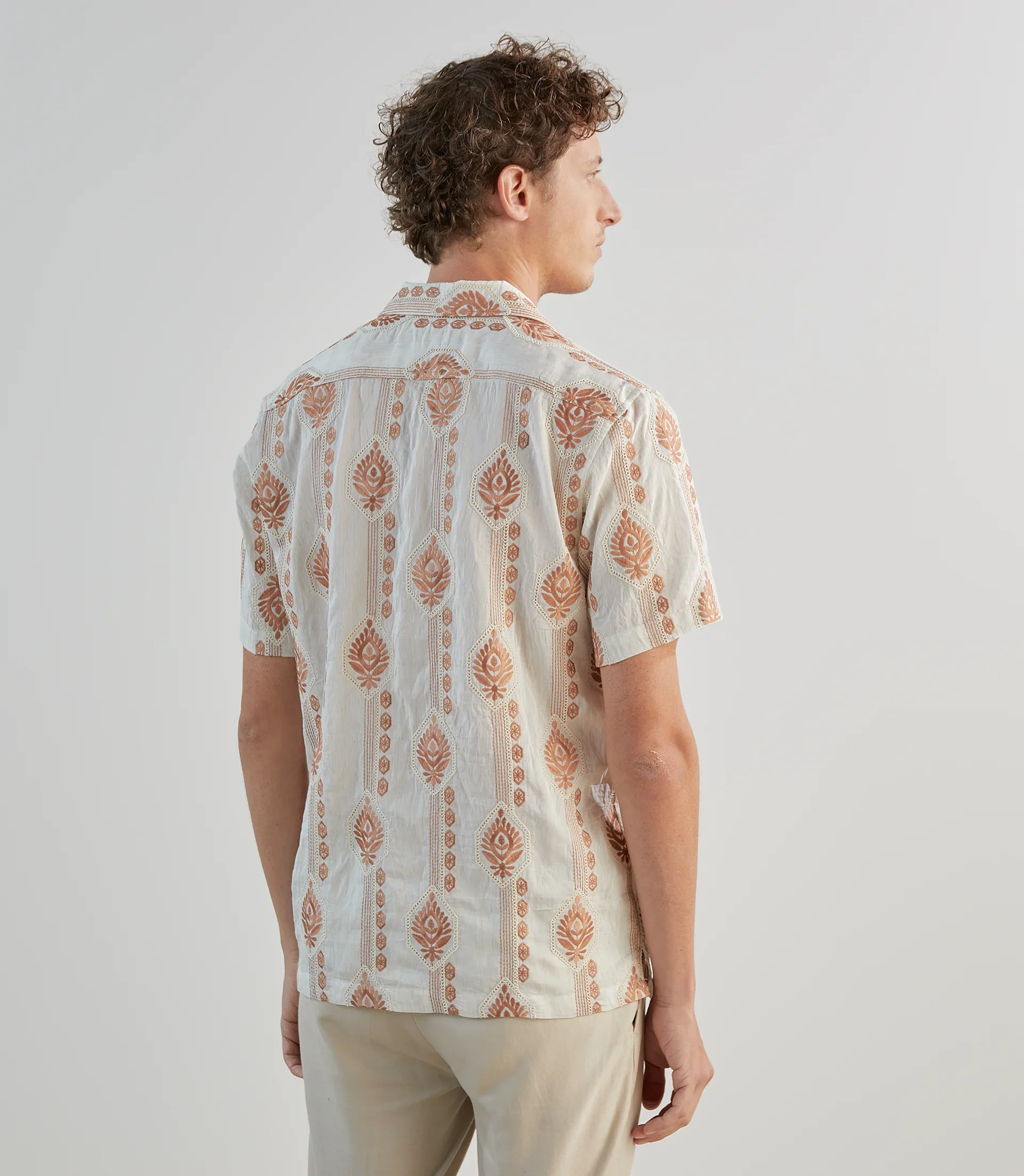 Chemise brodée orange - Image 3