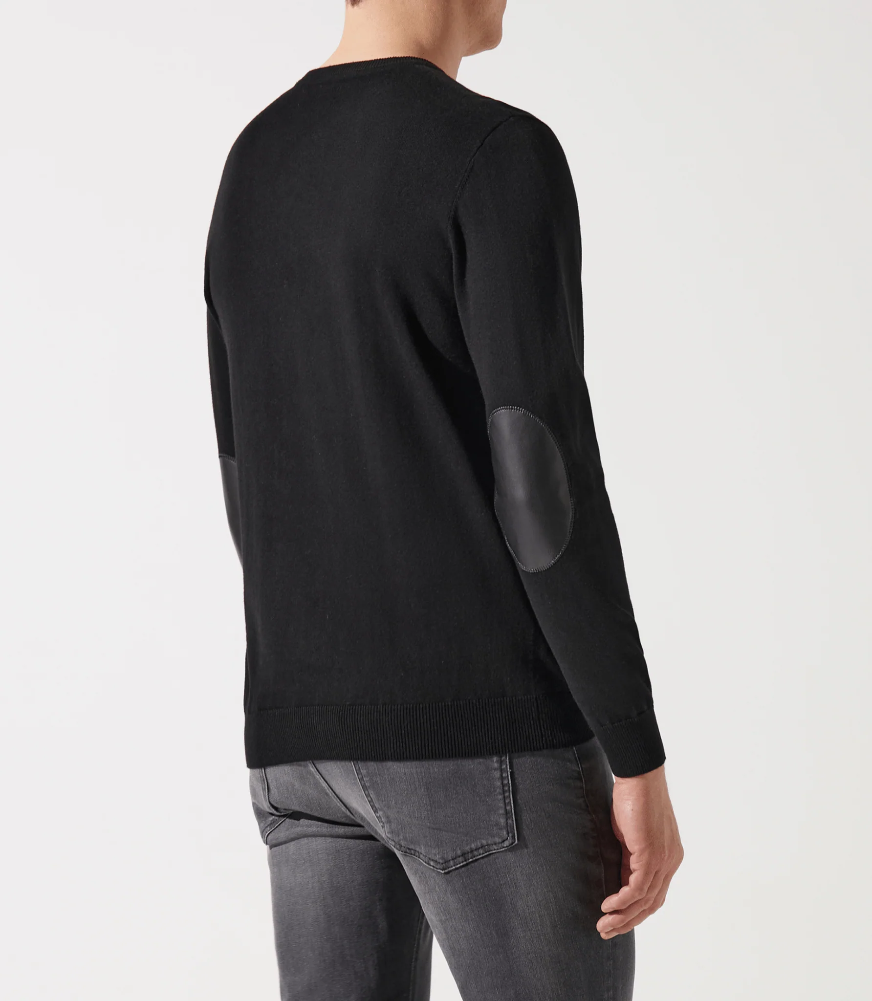 Pull col rond épaule boutonnée noir - Image 4
