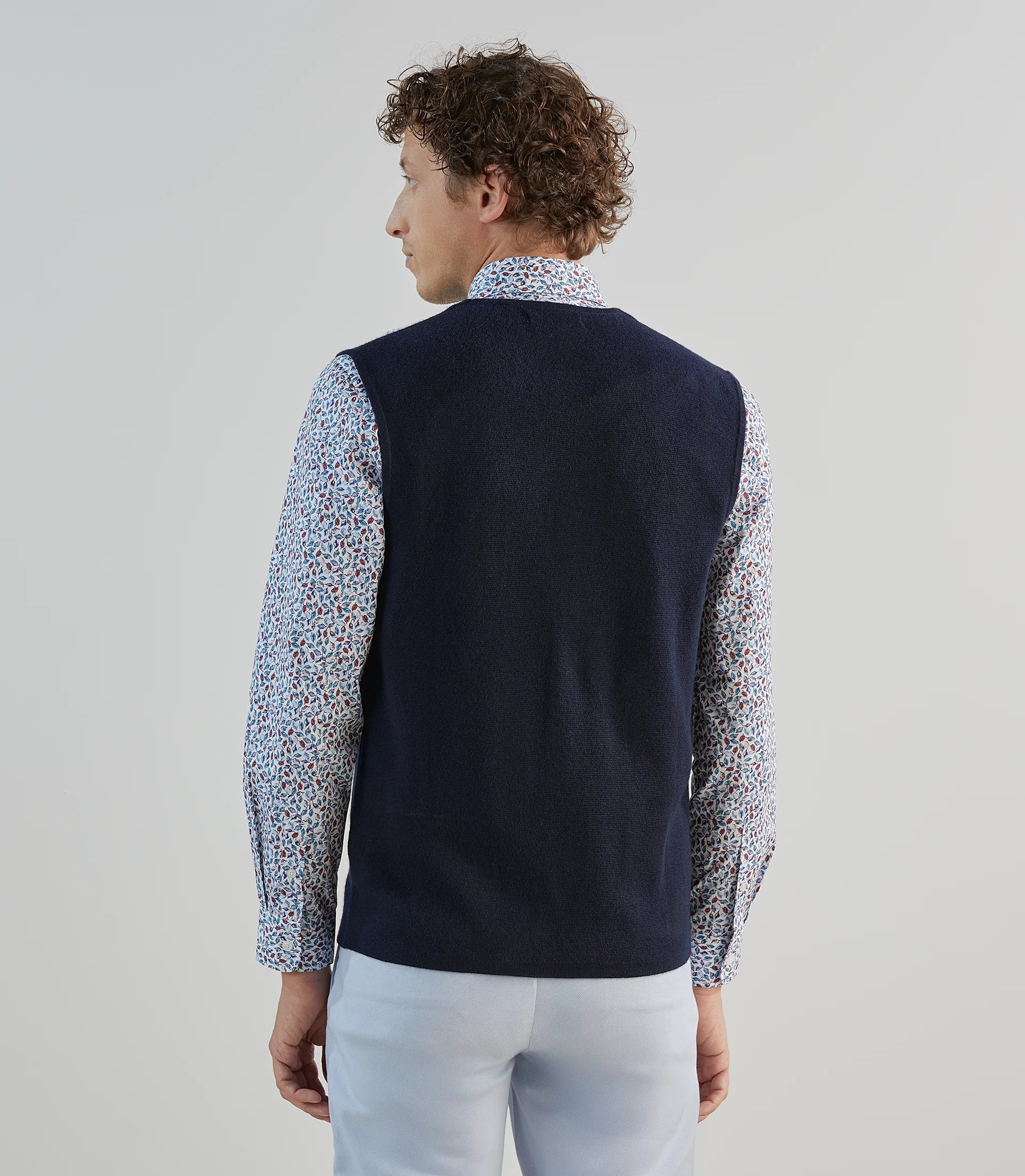 Gilet sans manche en maille marine - Image 4