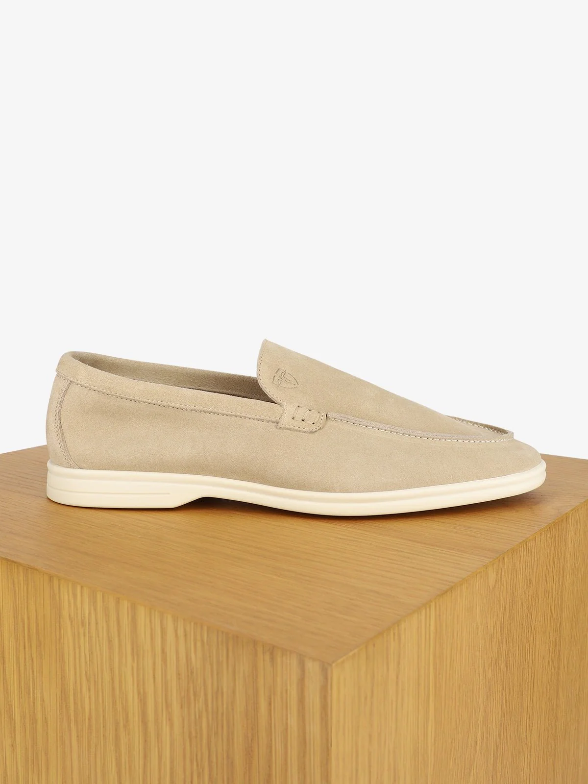 Mocassin casual en suède beige - Image 2
