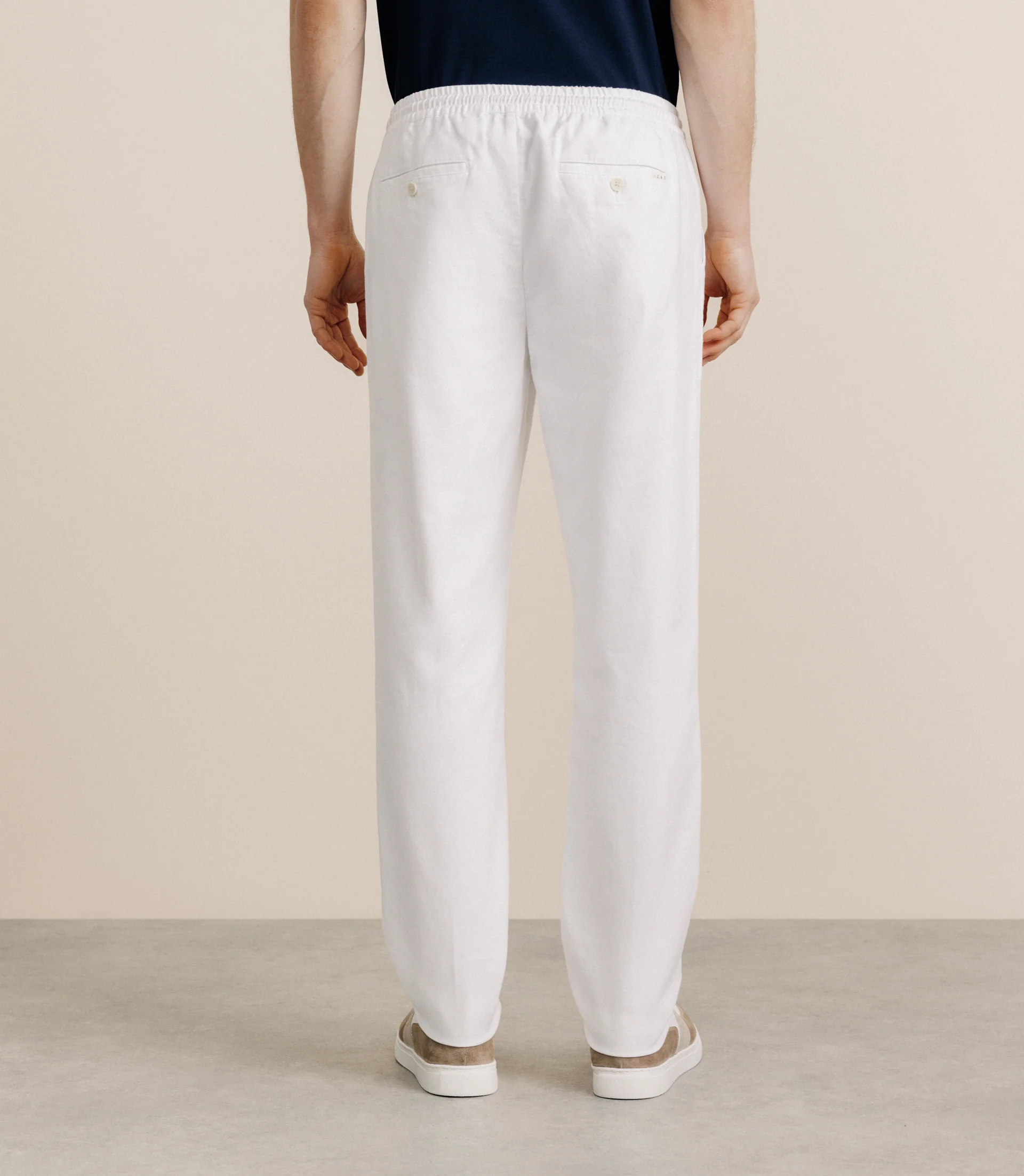Pantalon élastiqué blanc - Image 4