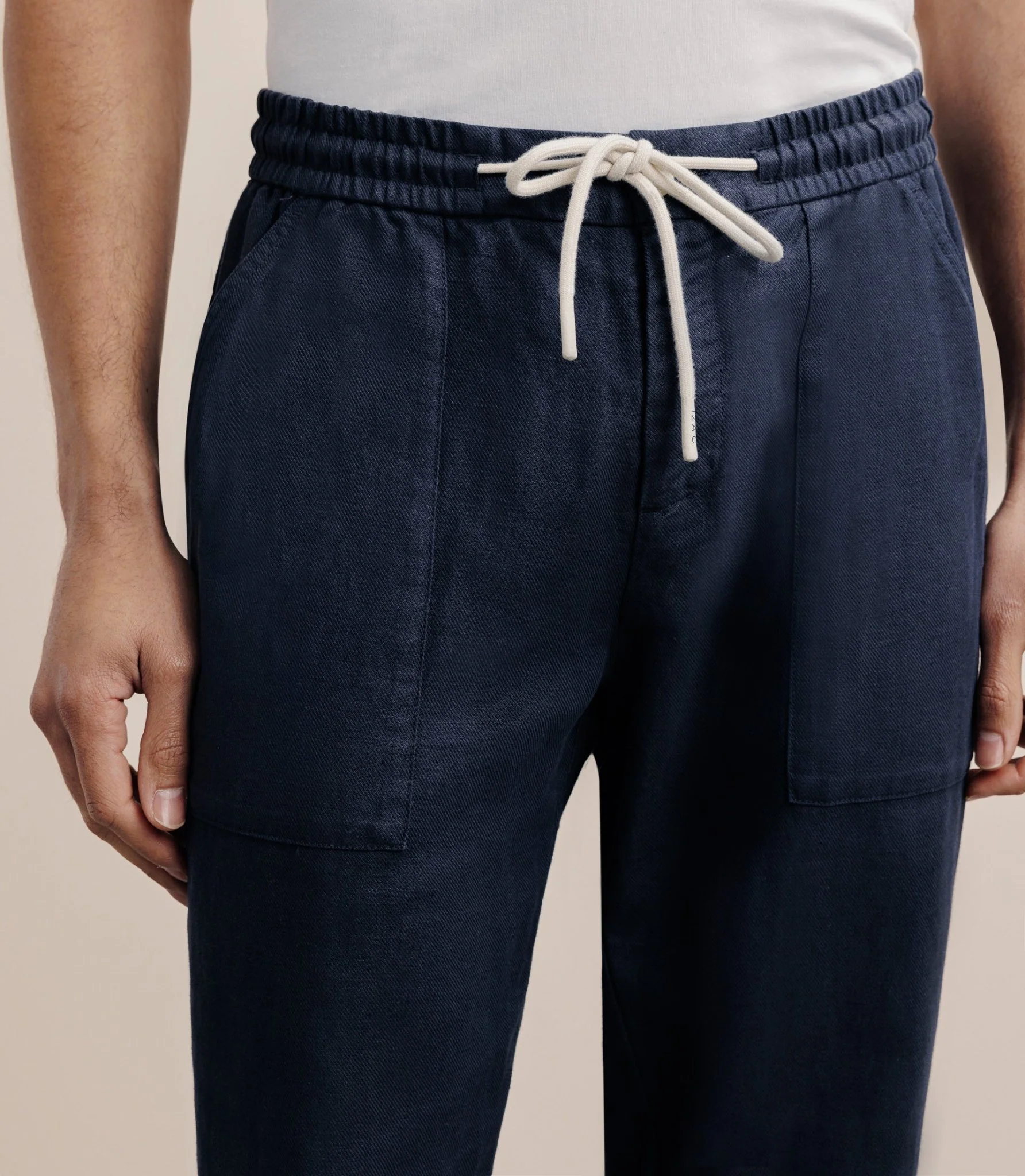 Pantalon élastiqué marine - Image 2