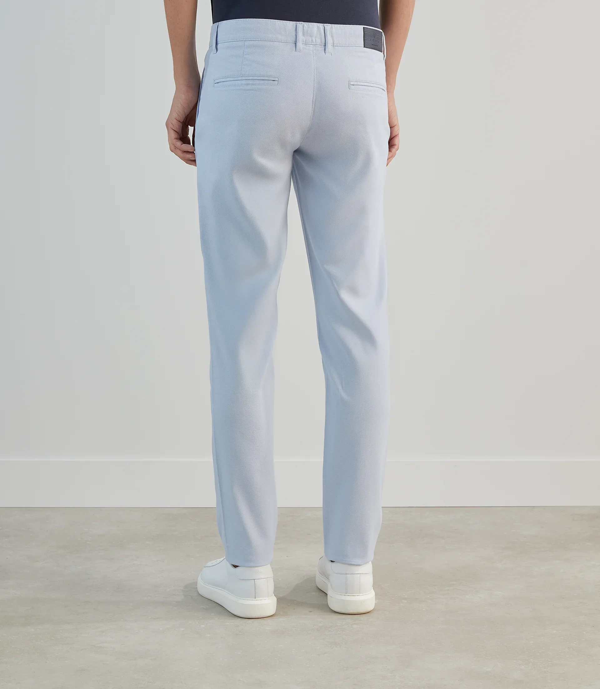 Pantalon armuré bleu ciel - Image 4
