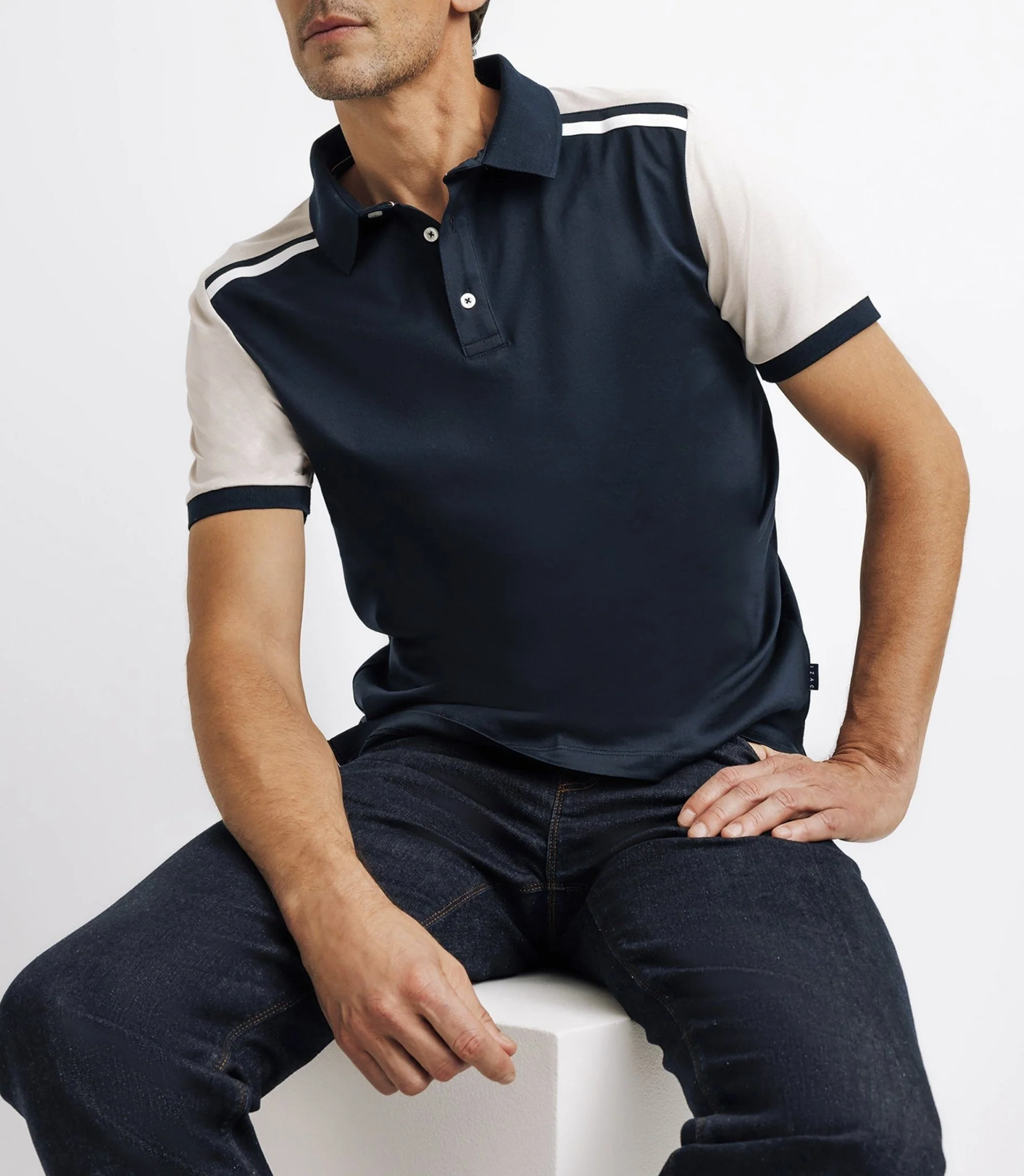 Polo en coton avec patch marine - Image 2