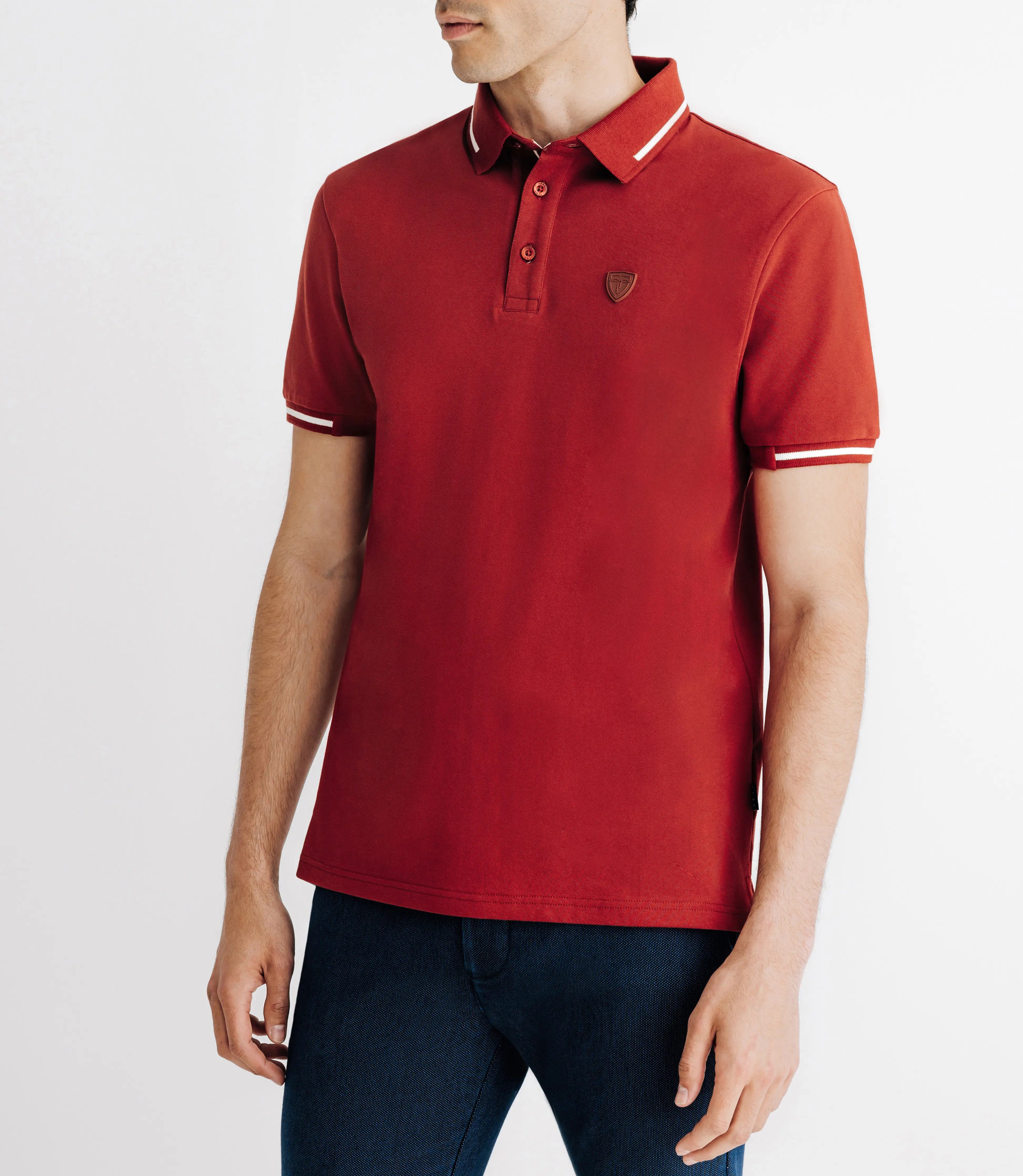 Polo avec rayures sur le col rouge - Image 2