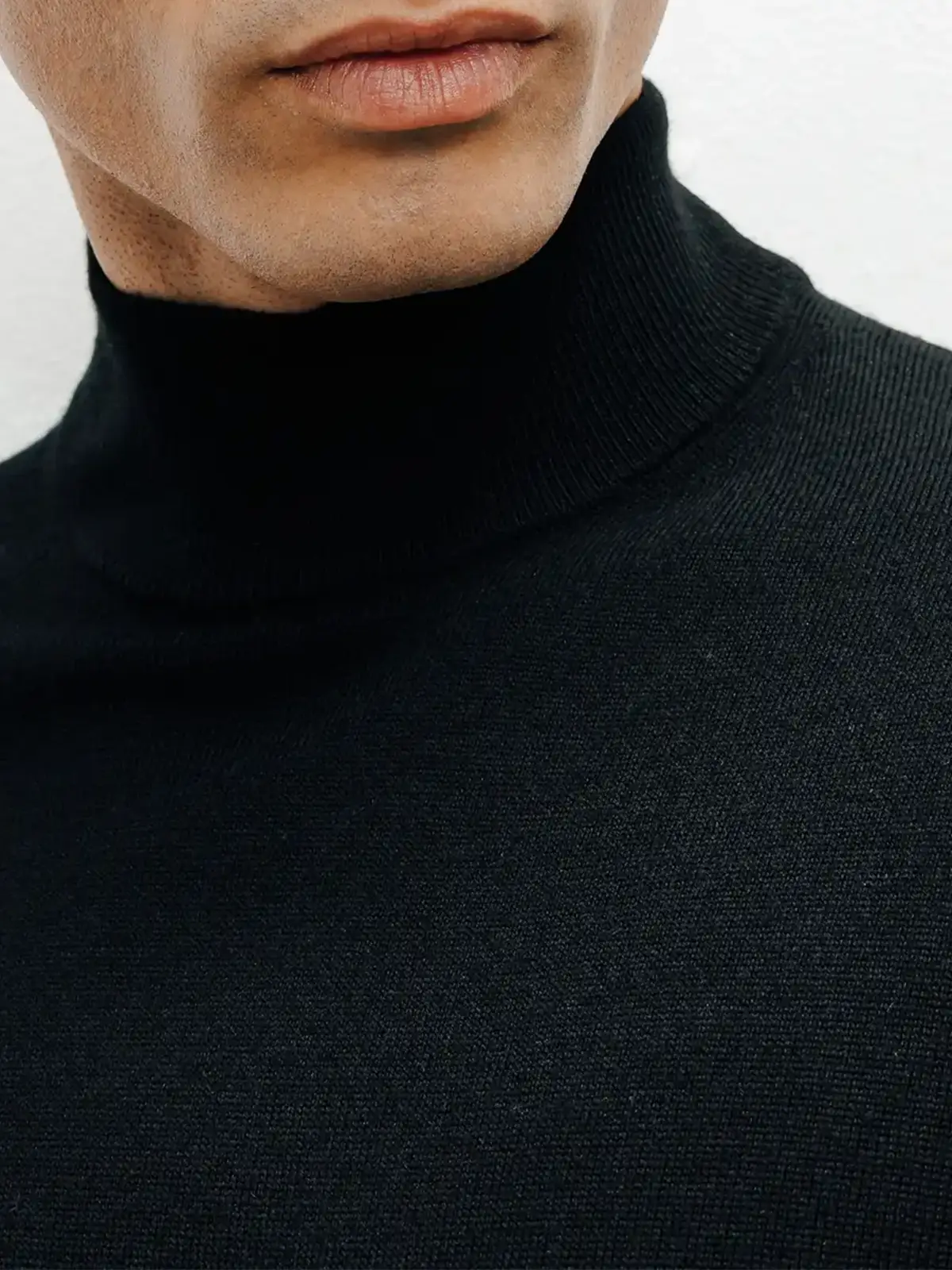 Pull col cheminée noir - Image 2