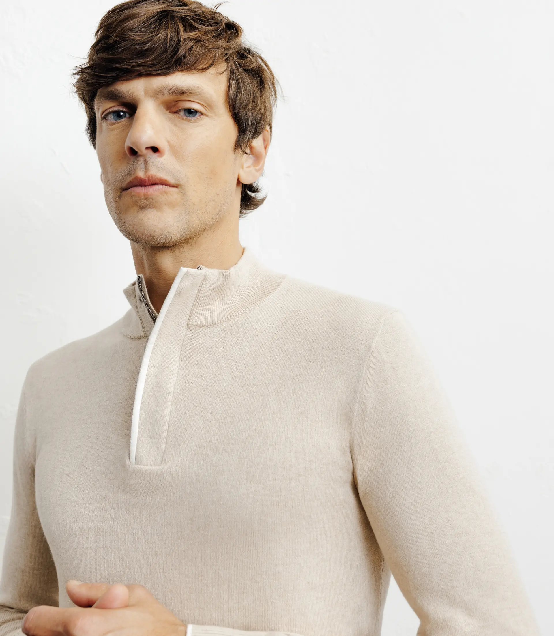 Pull col montant demi zippé beige - Image 2