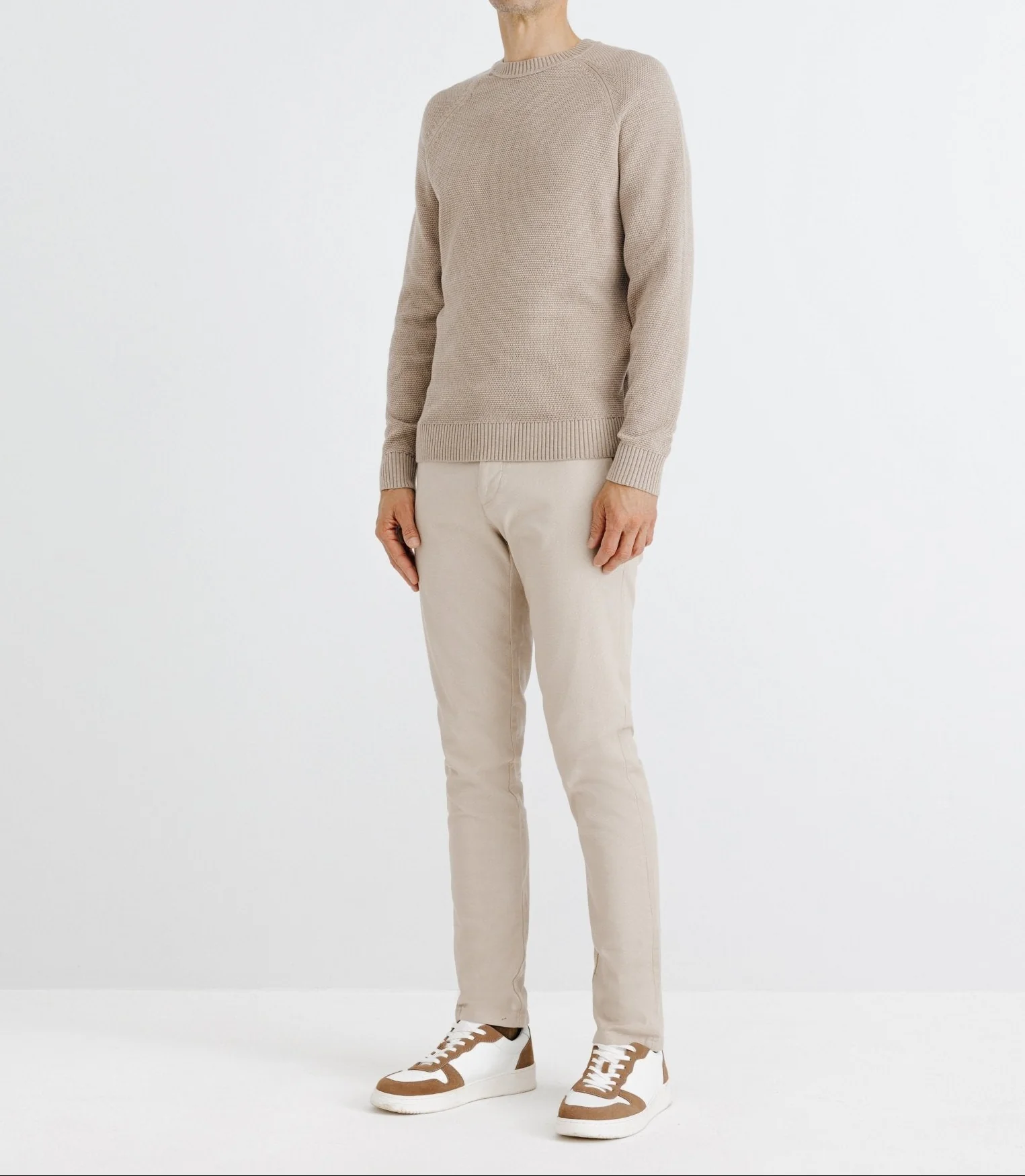 Pull col rond jeux de point beige