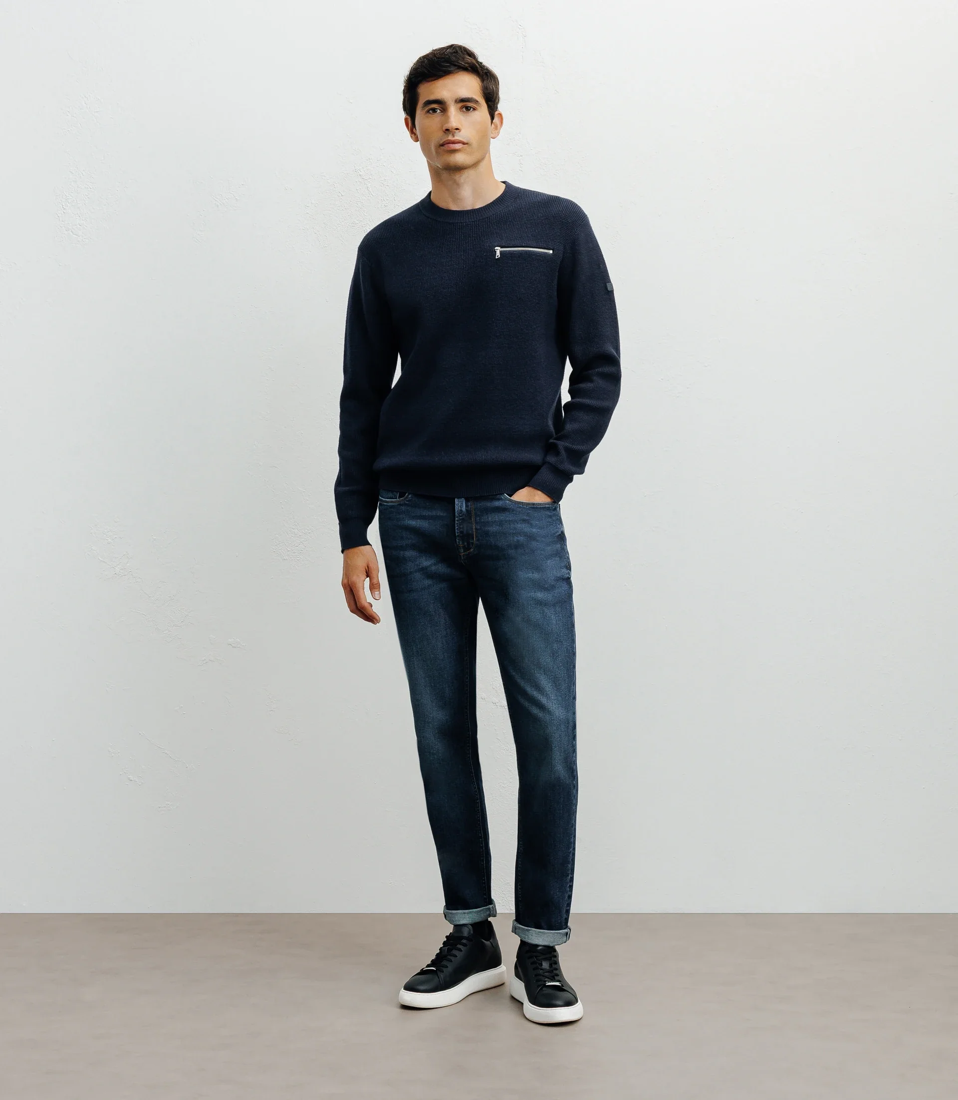 Pull col rond marine - Image 3