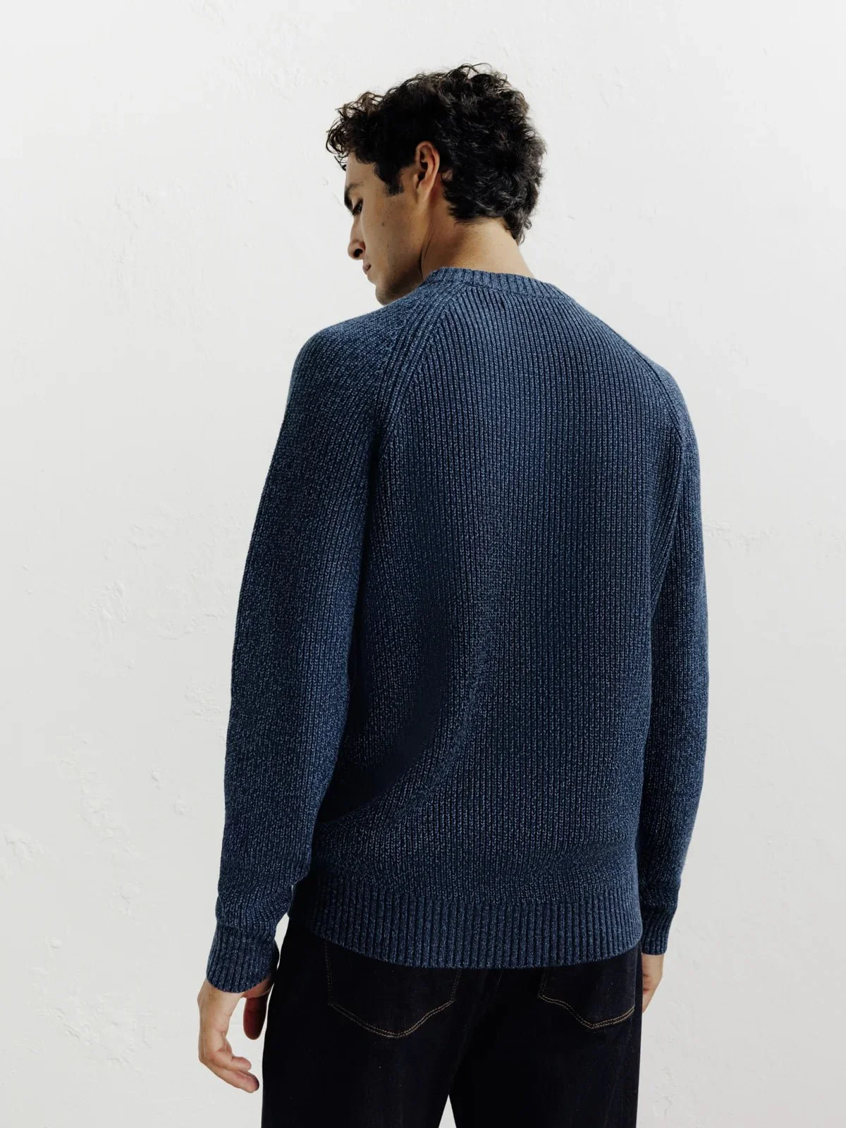 Pull col rond mouliné marine - Image 4