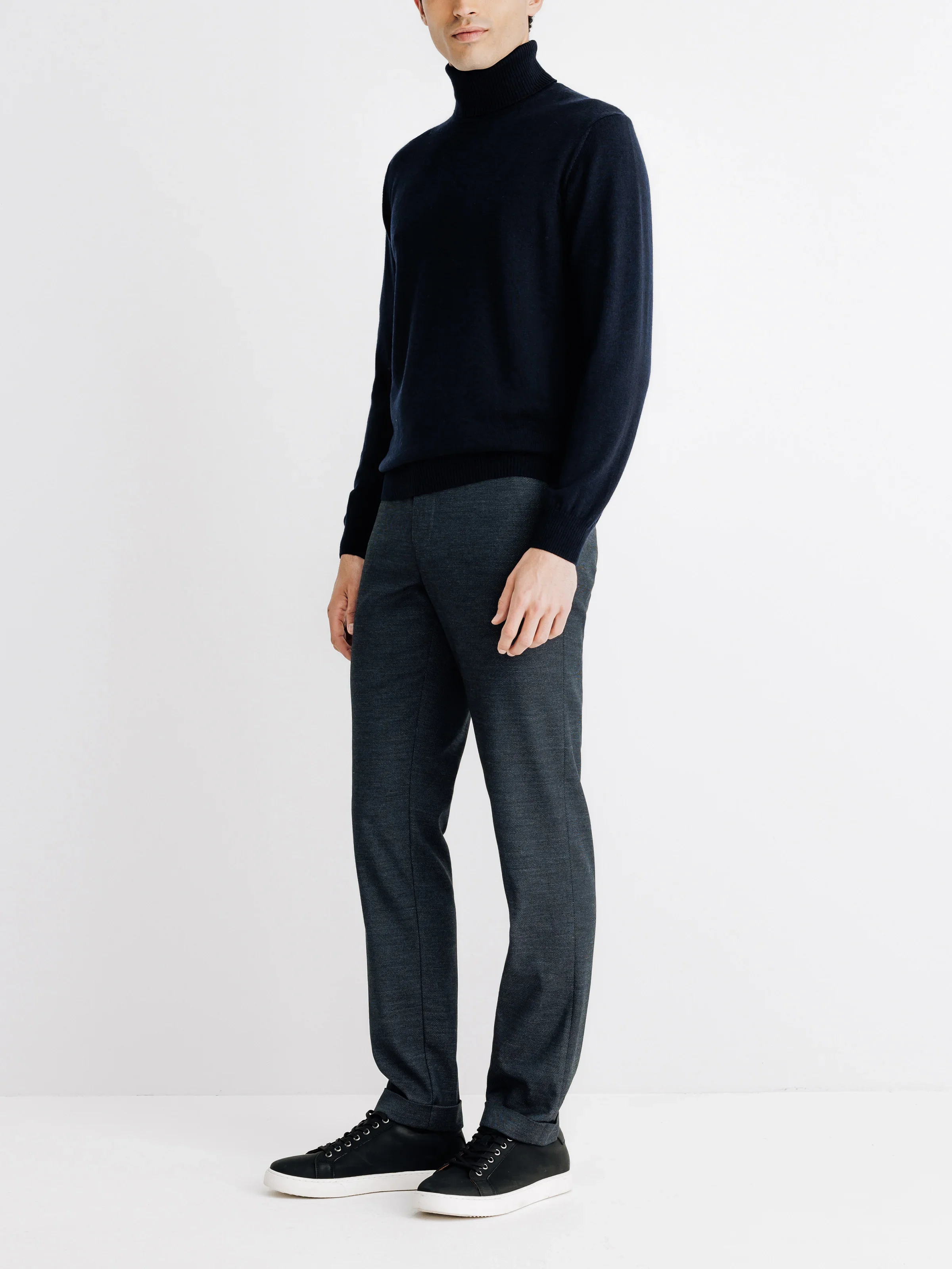 Pull col roulé marine - Image 3