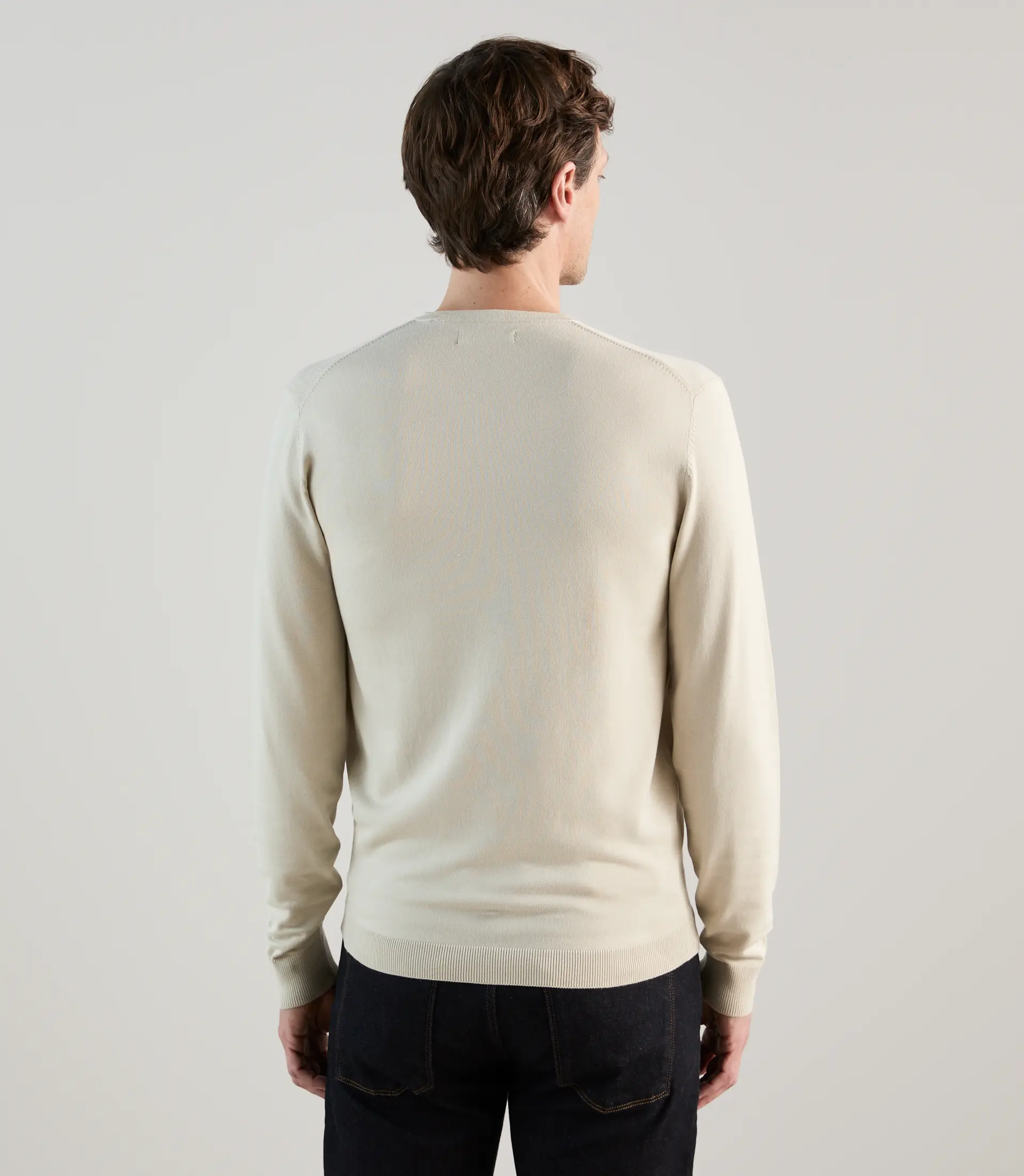 Pull col v beige clair - Image 4