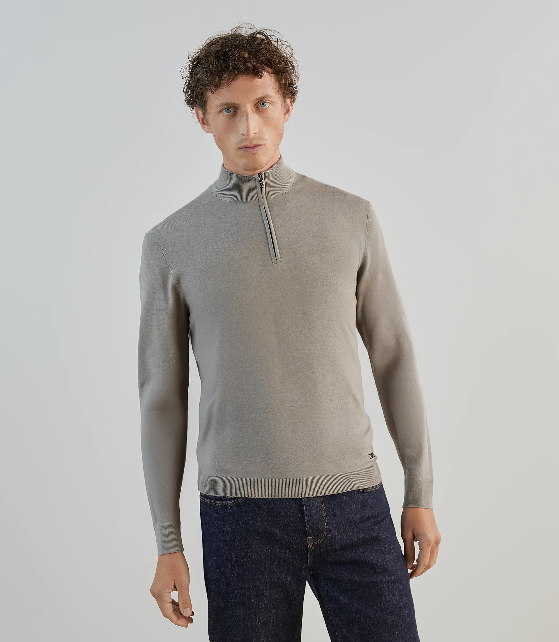 Pull demi-zip à col montant taupe - Image 2
