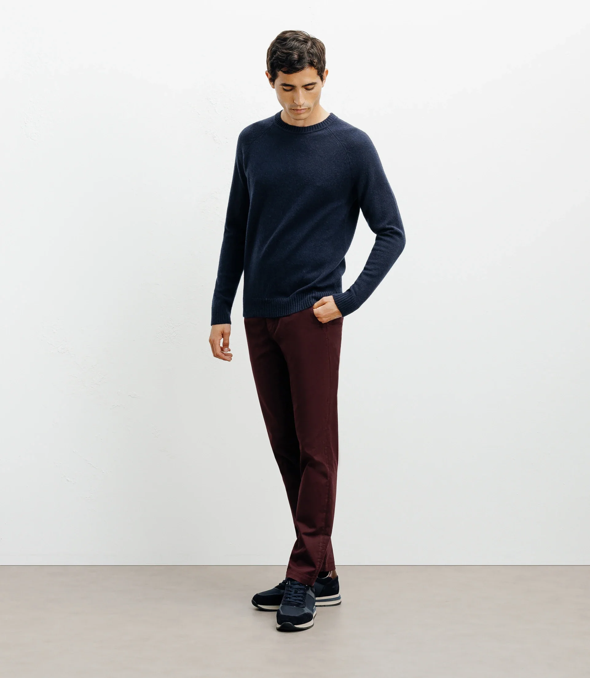 Pull en laine col rond marine - Image 3