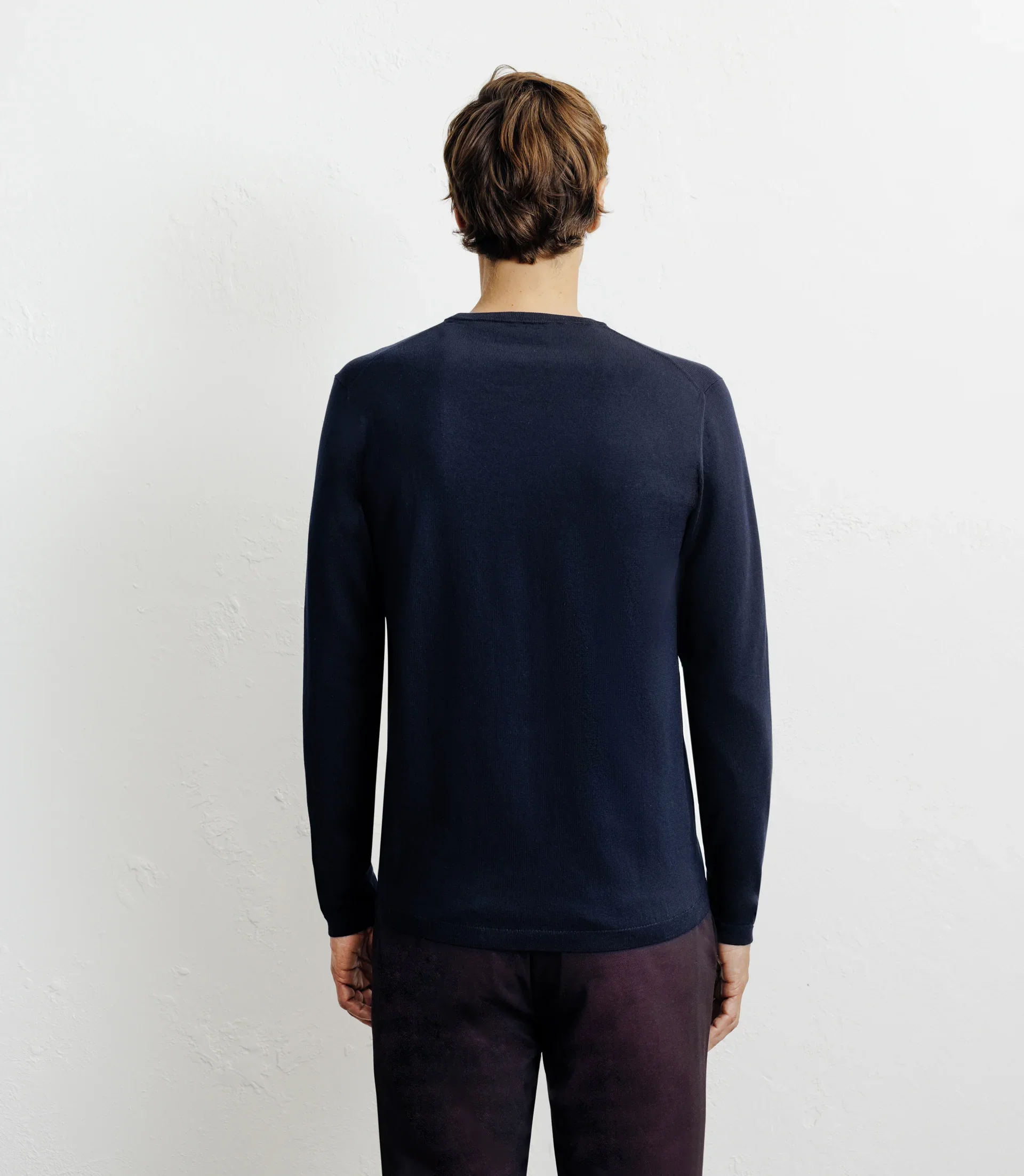 Pull manches longues col rond en maille marine - Image 3