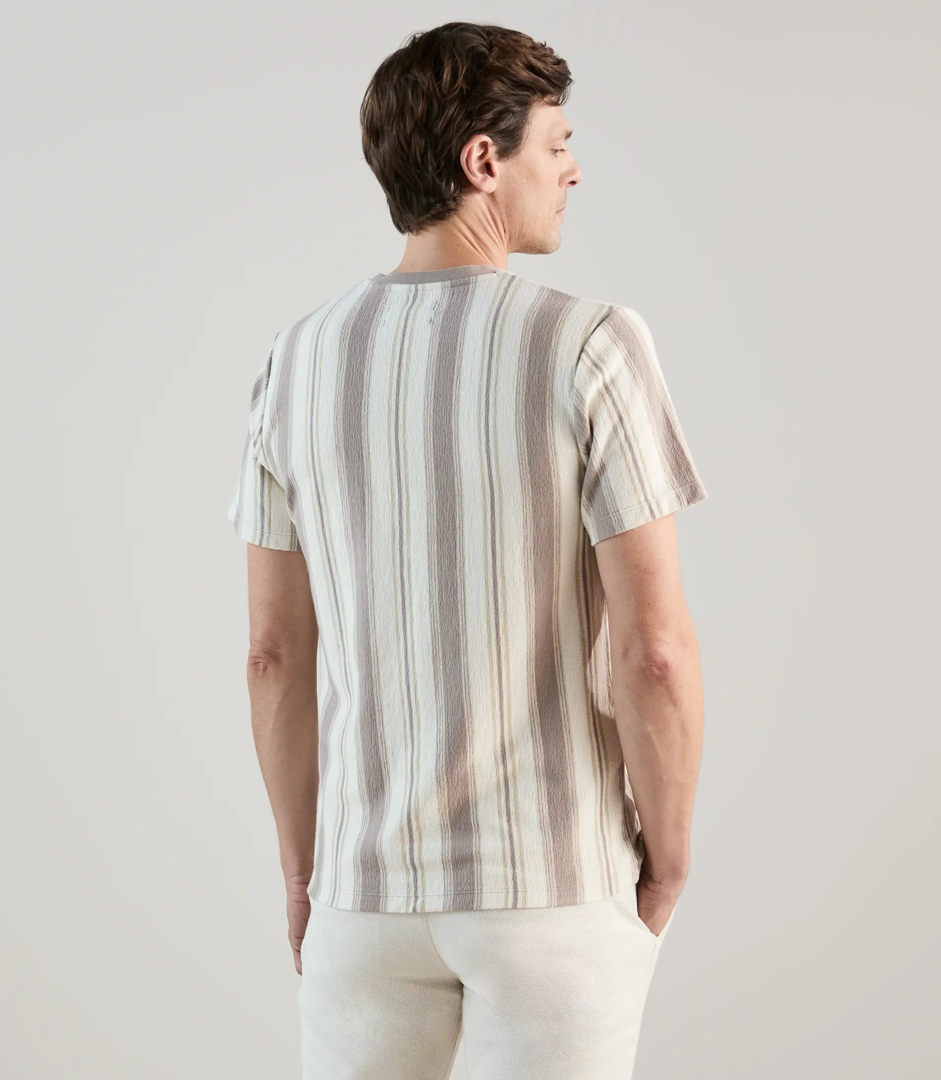 T-shirt à manches courtes rayé écru - Image 4