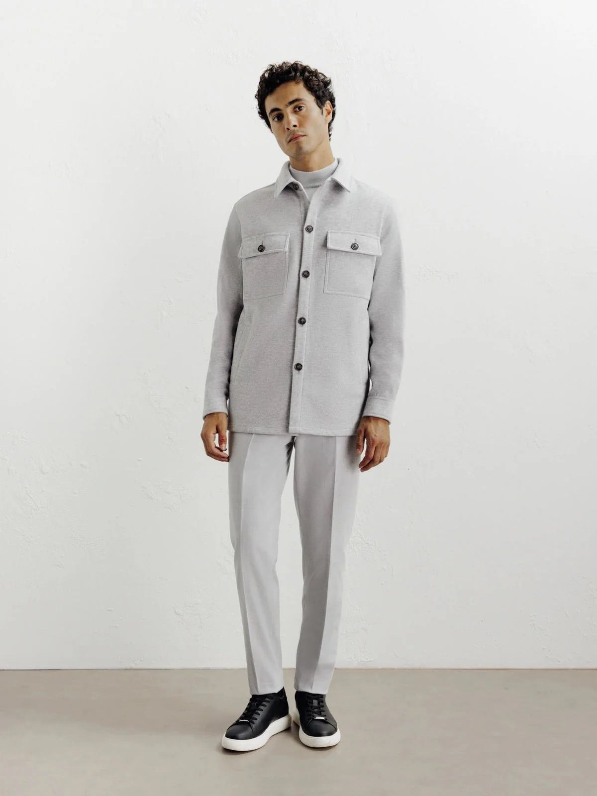 Veste casual col chemise gris clair - Image 3